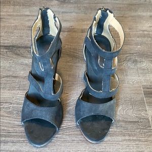 Groove Heels